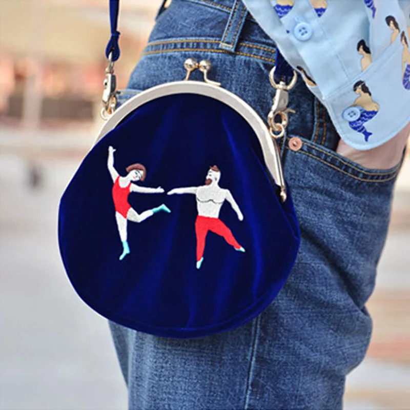 Новинка YIZIStore винтажные бархатные сумки на плечо с вышивкой Женские сумки-мессенджеры круглой формы сумка с пряжкой YIZI дизайн