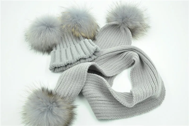 Bonnet et Écharpe Double Pom Pom de fourrure, Bonnets Enfants d'hiver