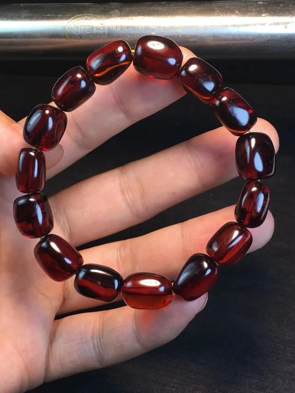 

Certificate Natural Amber Blood Red Gemstone Woman Man Healing 12x10mm Oval Beads Bracelet Drop Shipping Reiki Power Stone AAAAA