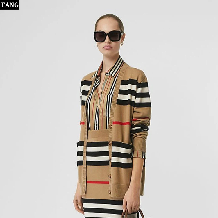 

2019 new arrival women Autumn Knit Sweater Single Breasted loose pocket striped V-neck long-sleeved knit sweater coat