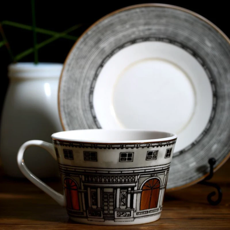 

Fornasetti Coffee Cup European Gold Window Castle Bone China Coffee Set Tea Cup And Saucer Set Porcelain Coffee Drinkware