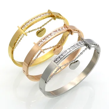 

Wholesale Fashion Women stainless steel Bangles Crystal Lock Bracelets For Holiday 2016 Bangle fashion jewelry
