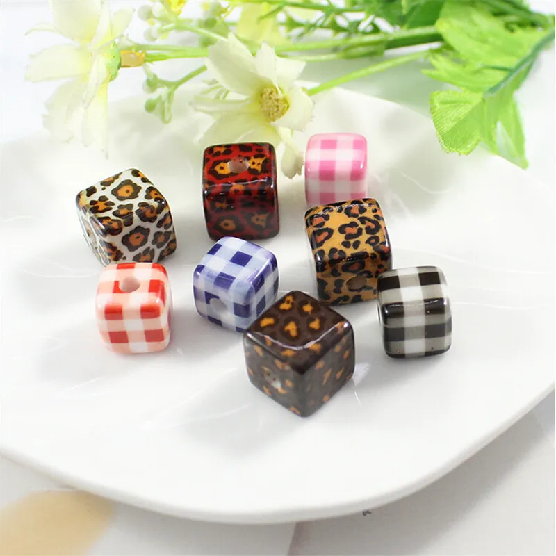 

4pcs/lot new creative leopard resin acrylic square beads plaid loose beads for jewelry making diy earrings hairclip accessories