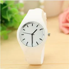 Durable watch Women Leisure Watches for chirdren Sports watch Candy-colored 12 Colors Jelly Silicone Strap Leisure Watch