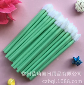 

by dhl or ems 200sets 100pcs /set Disposable Cosmetic Lip Brush Lipstick Gloss Wands Applicator Makeup Tool Brushes beauty 2018