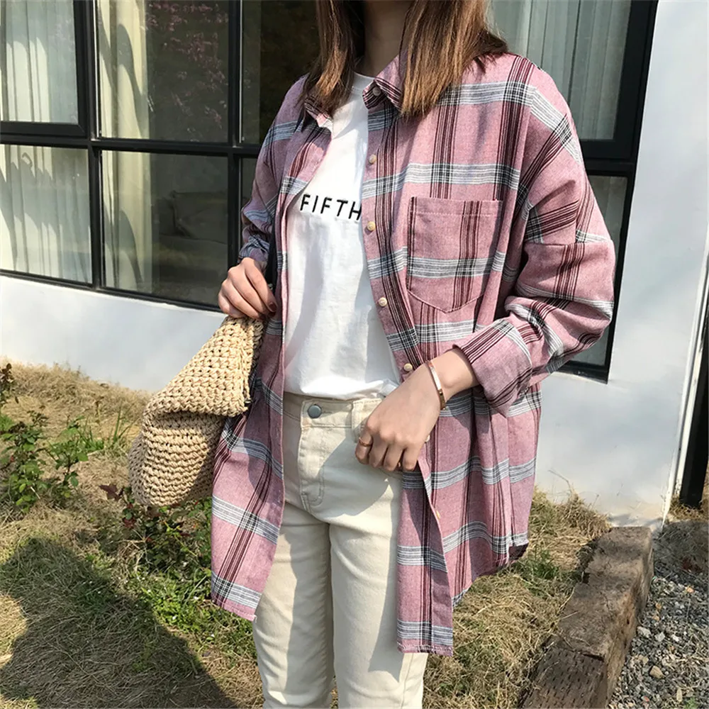 Big Loose women plaid blouses shirts 2018 Women Office Air Conditioner Blouse Shirt Female Outerwear Casual Pocket Shirts (35)