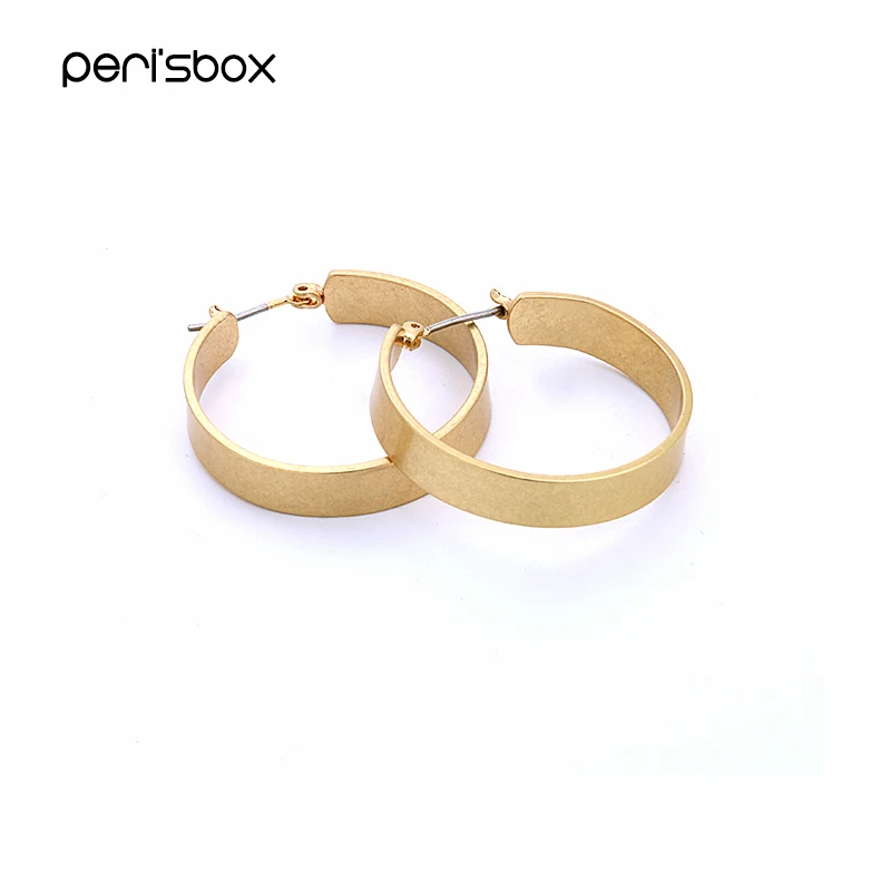 

Peri'sBox Minimalist Round Circle Hoop Earrings For Women Tribal Thick Hoops Earrings Simple Statement Big Earrings Female Gifts