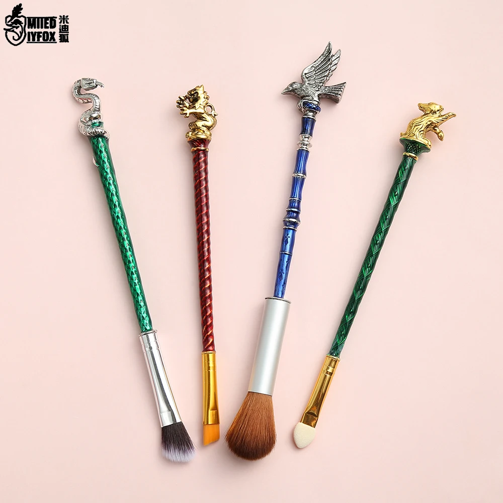 

Gryffindor/Hufflepuff/Ravenclaw/Slytherin Animal Makeup Brushes Synthetic Hair Powder Foundation Eyebrow Eyeshadow Blush