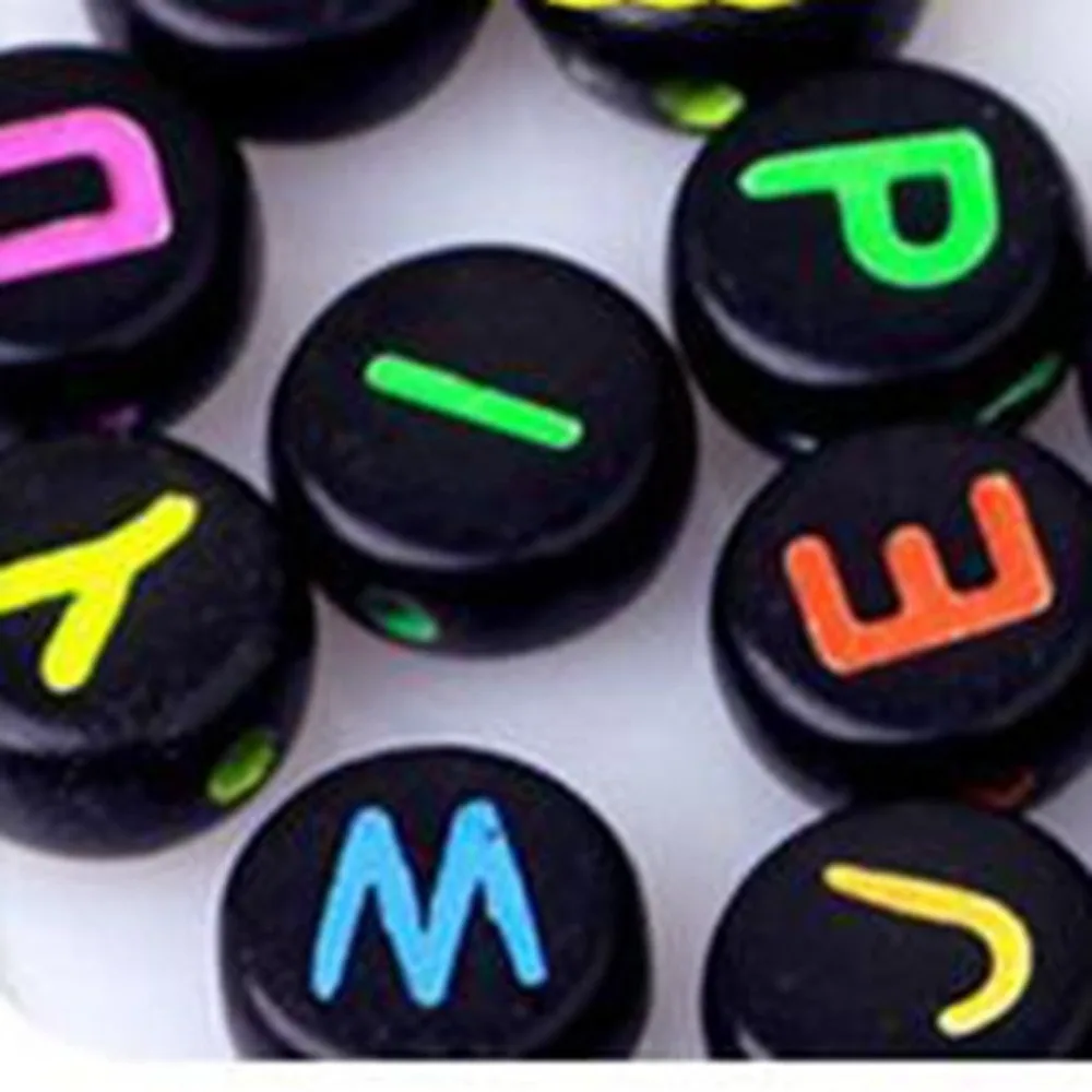 

200pcs Acrylic Mixed Letters Black Disc White Letter Alphabet Beads 4mm*7mm