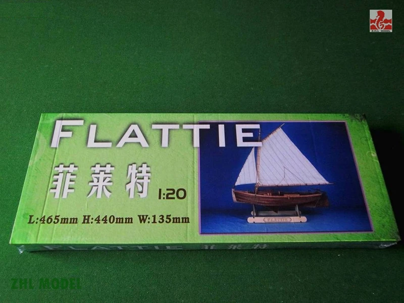 ZHL Flattie-L 1:20 модель корабля