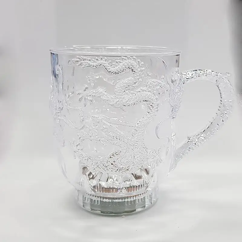 Креативный светодиодный китайский чаша с драконом дизайн Хрустальная стеклянная пивная кружка для воды вечерние пластиковые прозрачные креативные подарочные кружки - Цвет: Многоцветный