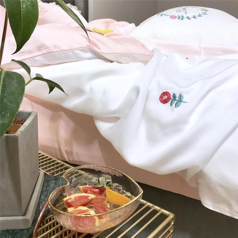 Роскошные 60 S Tencel цветы постельные принадлежности из шелка комплект вышивка Ленточки пододеяльник устанавливает простыня наволочки queen King