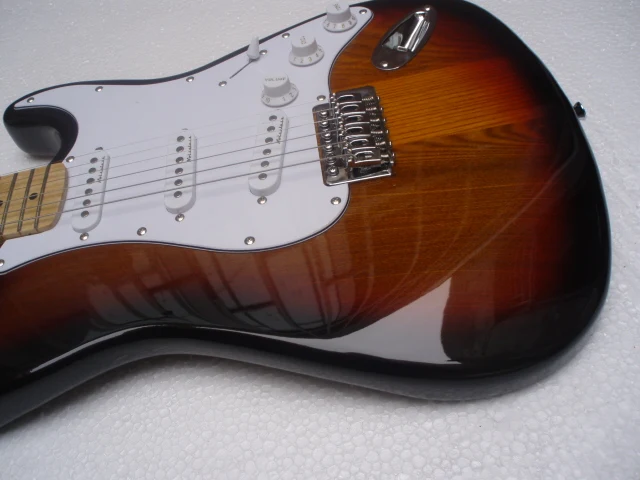 Wholesale Free shipping Guitar New STR... Electric Guitar W NOISSELESS Pick ups sunburt 2009