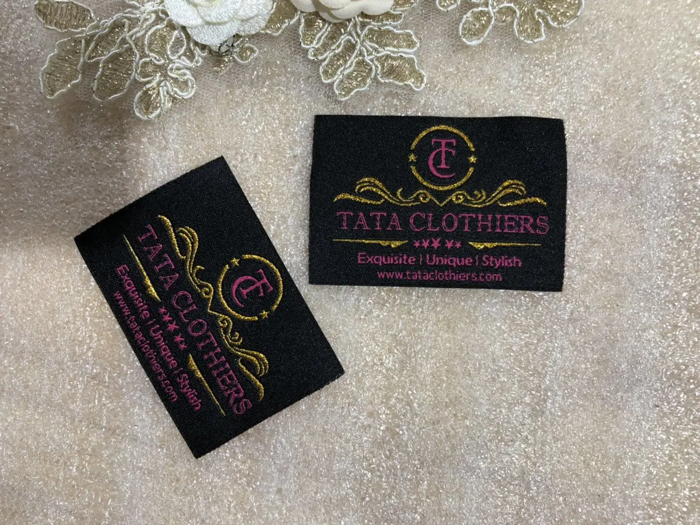 Wholesale Custom Excellent Quality Damask Garment Center Fold Woven Label Sew On Clothing Tag