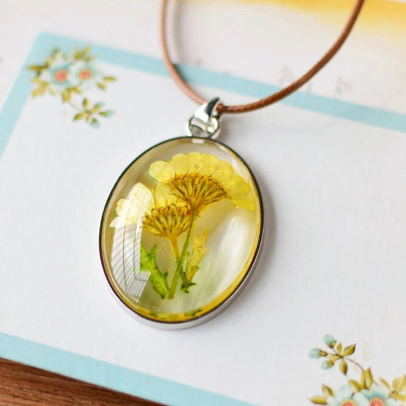 

Handmade Dried Flowers Pressed Flower Specimens Dijiao Necklace For Women Casual Girl Jewelry