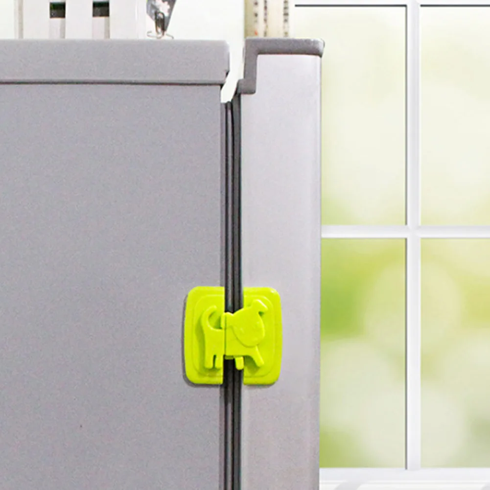 

1pc Cartoon Dog Shape Children Protection Lock Cabinet Door Drawers Refrigerator Toilet Child Kid Baby Safety Plastic Lock