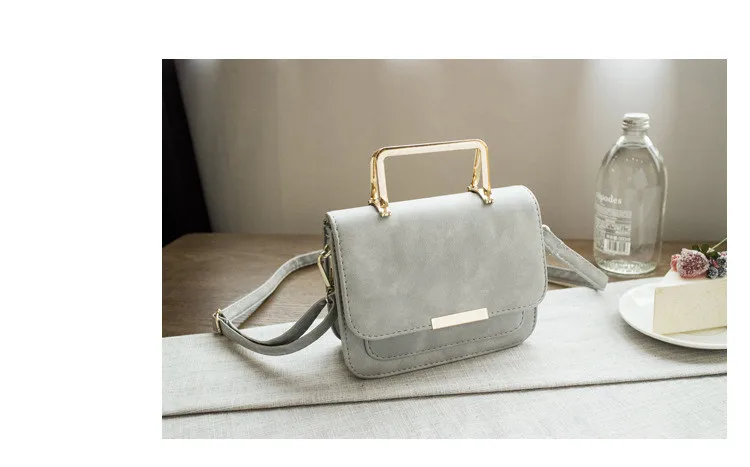 17 2016 Korean Style New Arrival Messenger Pack Shoulder Bags Fashion Personality Chain Mini Handbags Small Square Package