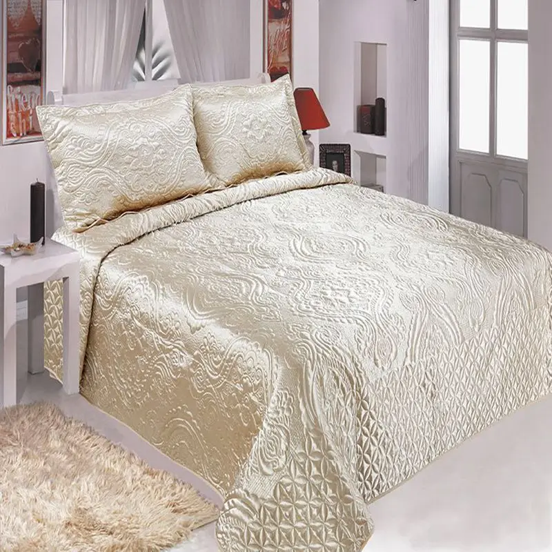 Comprar Cómodo de alta calidad ropa de cama de algodón acolchada cubierta de cama de 220*240 cama doble rústico Europea bordado cubierta de cama