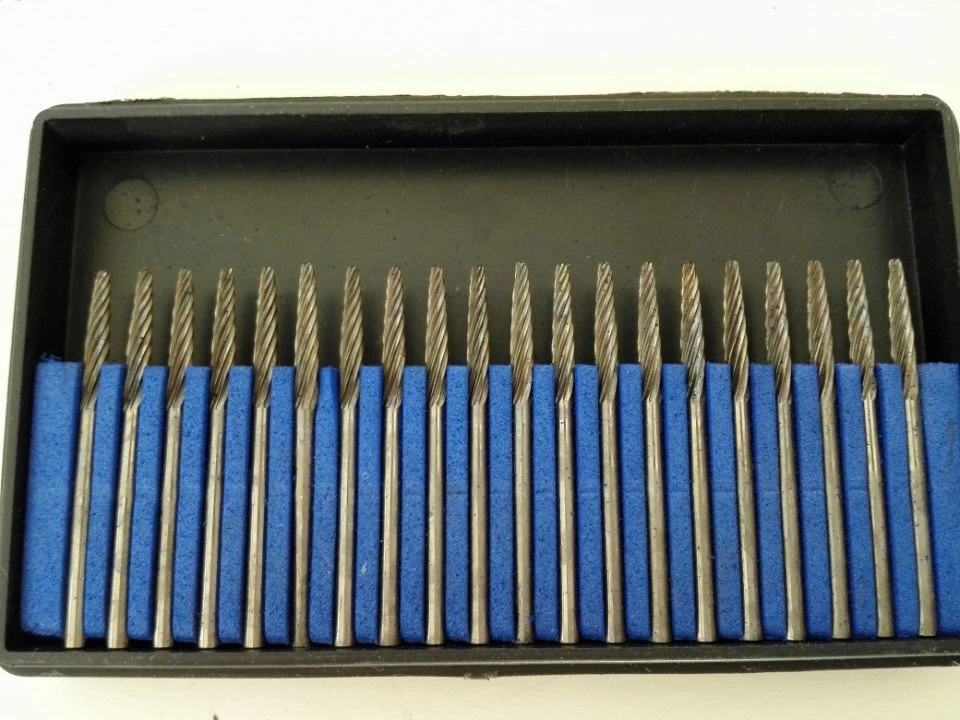 

Free Shipping 20Pcs dental HP Carbide Bur Cutters,straight Flat End Small Size,dental lab material