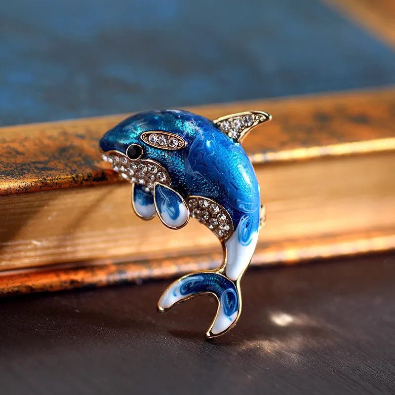 

High Quality Korea Trendy Alloy Rhinestone Plated Dolphin Brooches Pins Badges Fashion Jewelry For Women-WFJBR013F