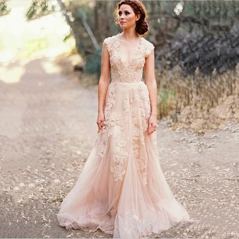 2015 Hot Sale Vintage Lace A Line Wedding Dresses Custom Cap