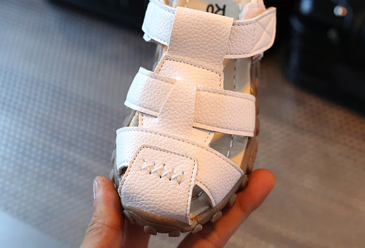 Г. Новая весенне-летняя обувь сандалии из мягкой кожи для мальчиков летние ботинки для малышей мягкие кожаные пляжные сандалии