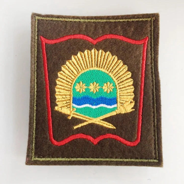 Российский военный Академии вышивальные патчи с формой человек Тактический