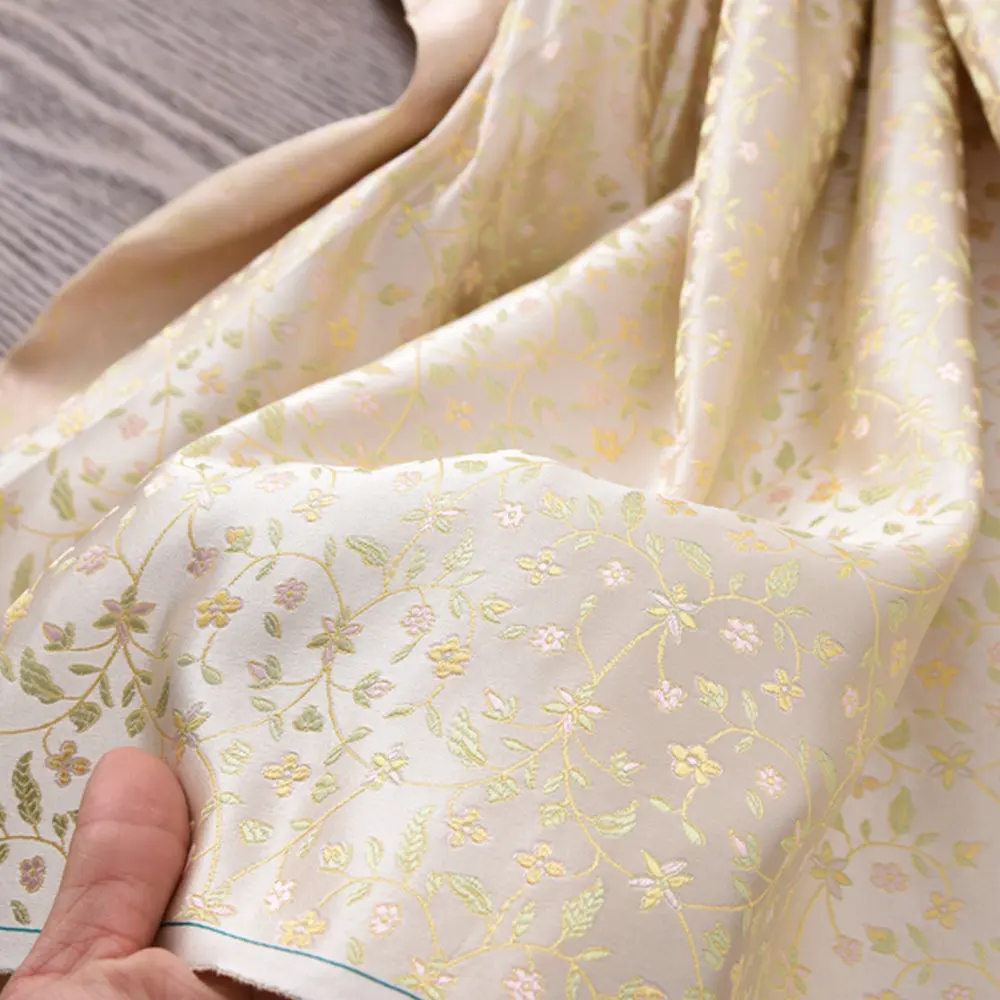 Embroidery Jacquard Heavy Brocade Silk Viscose Fabric Super Heavy 50m/m