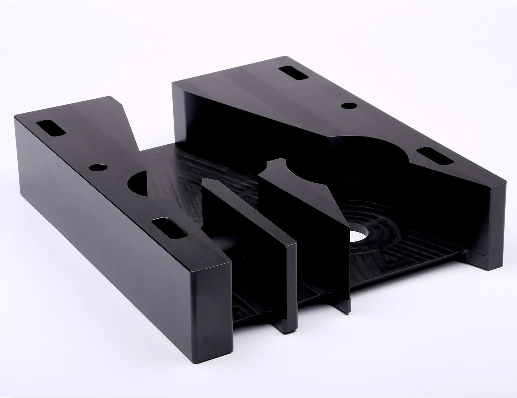 

Queenway Custom CNC precision metal parts processing