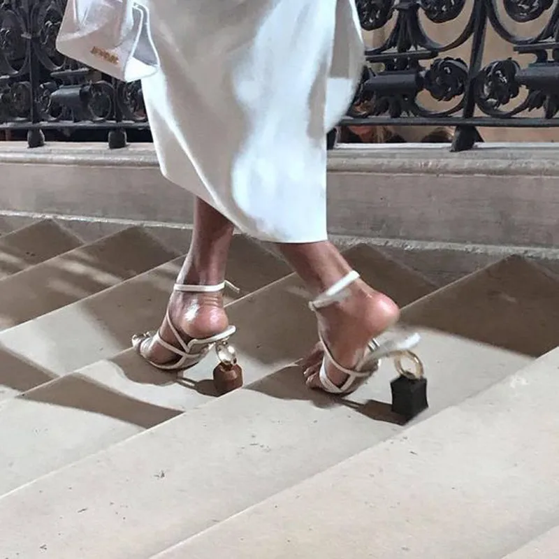 

Asymmetrical Blocks High Heel Women Sandals 2019 Spring Summer Women Wedding Dress Shoes Personality Boutique Shoes Woman