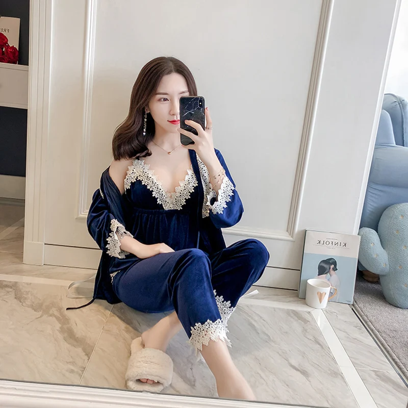 

Women Sexy Robe Pajama Set Velour Sleepwear Set 3 Pieces Winter Warm Pyjama Femme Lace Pijama Set Fashion Home Clothing