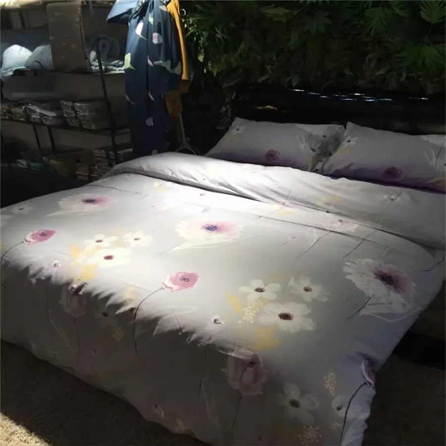 Abbiemao European Style 60S Egyptian Long-staple Cotton Four Pieces Queen Comforter Bedding Set Silk Feeling Bedding Duvet Cover