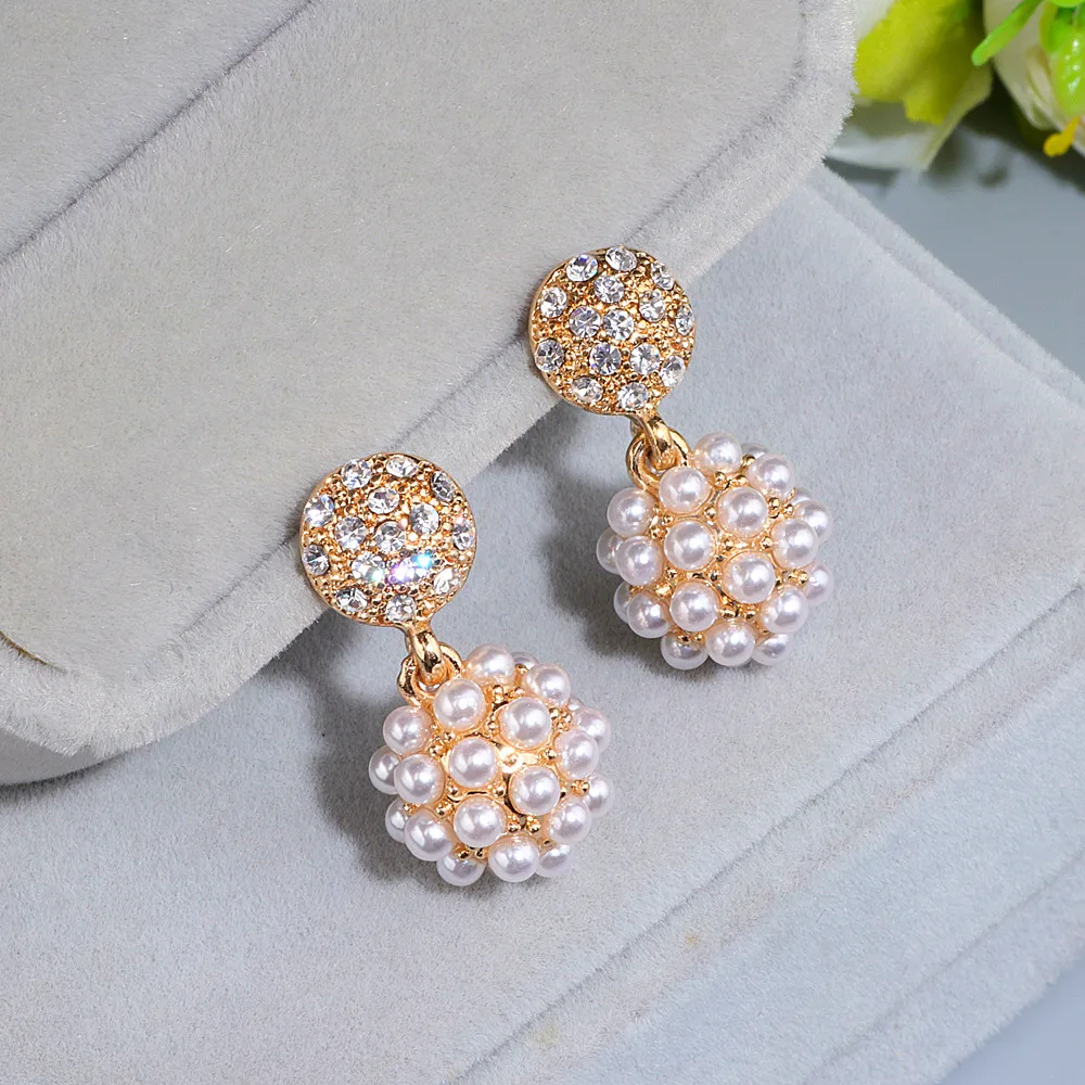 

Classic Wedding Simulated Pearls Earring Brinco Gold Color Shiny Rhinestone Crystal Dangle Drop Earrings for Women Girls WX087