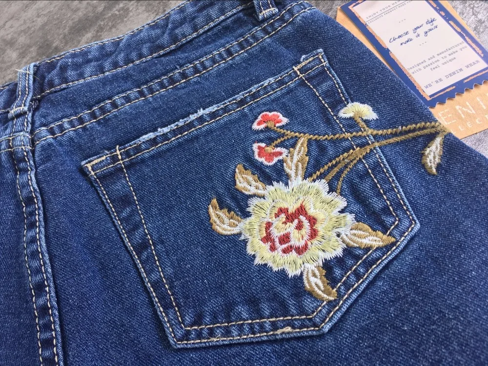 2018 Embroidery Vintage Boyfriend Jeans For Women Denim Pants Mom Jeans Woman High Waist Skinny Jeans Femme Feminino Trousers