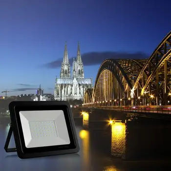 

Outdoor LED Spotlight 64LEDs Flood Light Thin Spot Lamp Landscape Floodlight Waterproof Secure Lights for Garage Parking Lawn