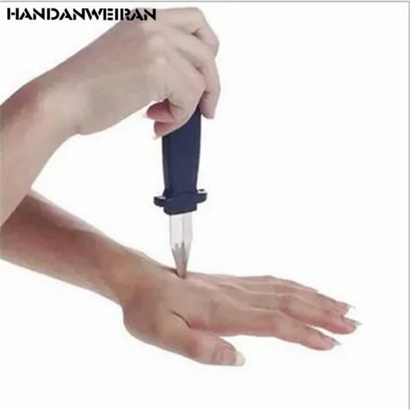 

HANDANWEIRAN 1PCS April Fool 's Day joke toy retractable bayonet toy funny April Fool' s Day gift Plastic cool toys for boys