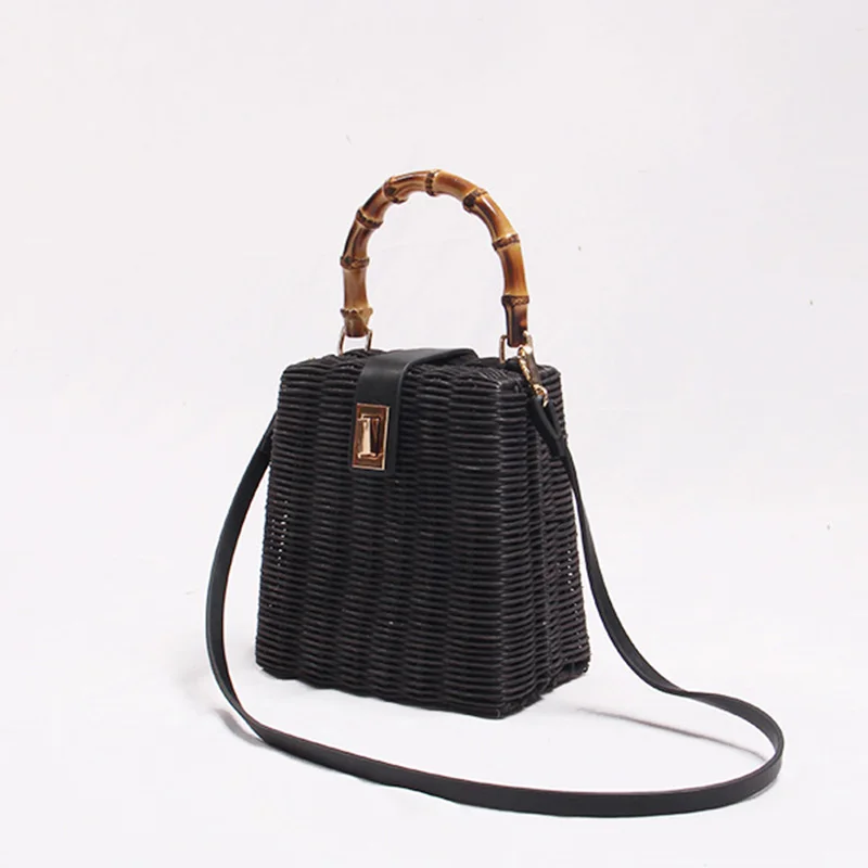 

2019 INS Fashion Rattan Bag Leather Hardware Buckle Straw Bags Portable Bamboo Woven Bag Diagonal Beach Holiday Beach Bag