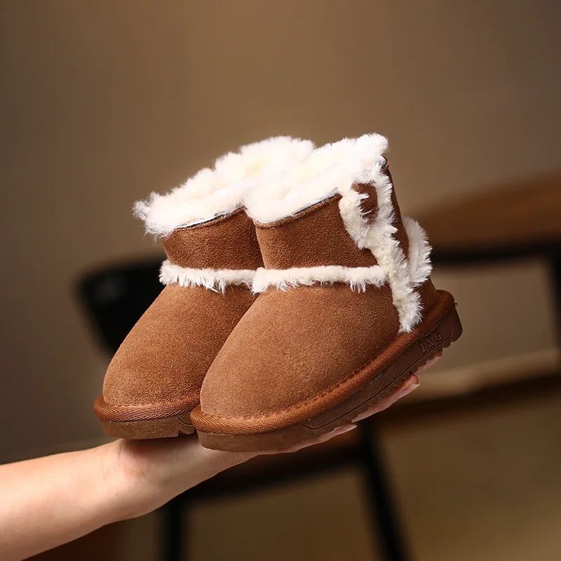 

Genuine leather child slip-resistant boys girls snow boots children medium-leg kids cotton-padded shoes Fashion retro girls boot