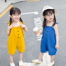 Одежда для маленьких девочек; Однотонный кружевной пуловер без рукавов с открытыми плечами; топы; брюки на бретелях; хлопковая одежда