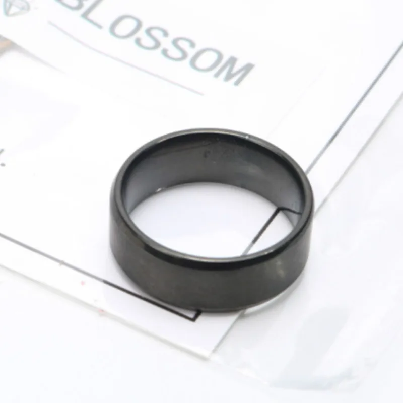 Simple Design Titanium Band Brushed Wedding Ring Silver Gold Black Color Rings Solid Glossy Stainless Steel Ring for Women Men