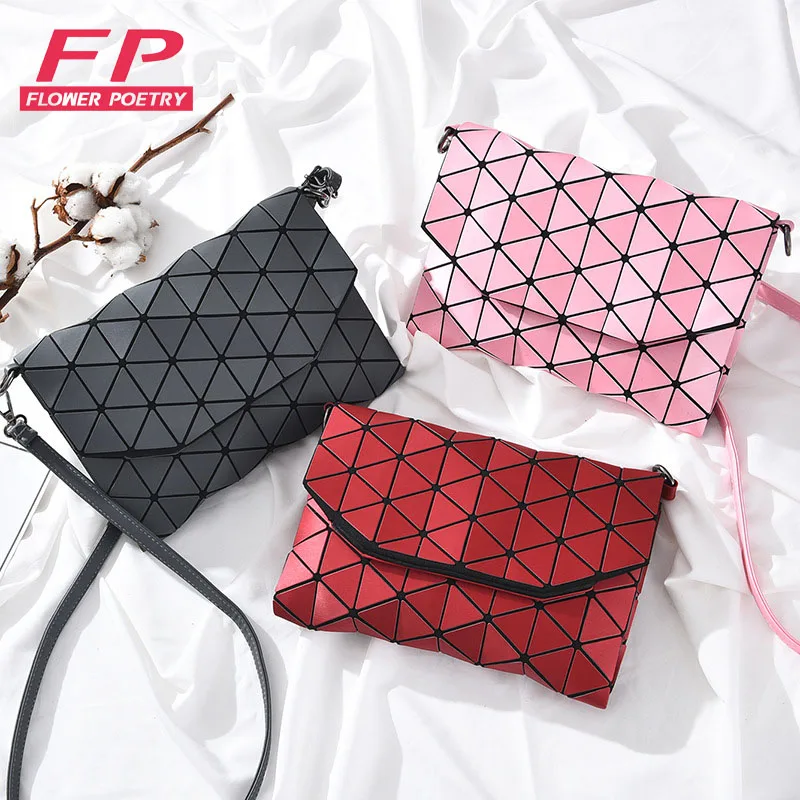 New Luminous Bao Bag Women Messenger Shoulder Bags For Women 2017 Casual Clutch Evening Bag Fold Over Handbags Geometric Bao Bag