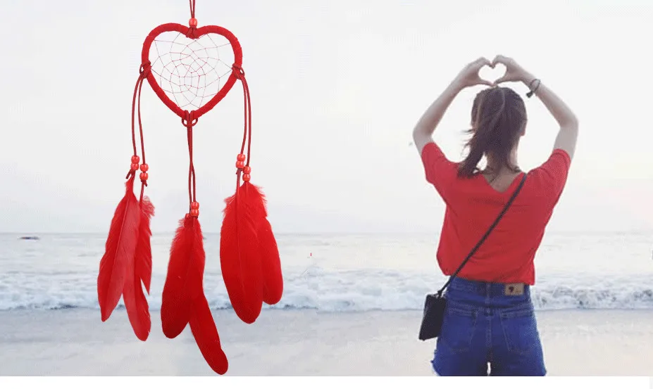 

1PC New Heart Dream Catcher Wind Chime Home Decoration Accessories Circular Net With Feather Hanging Decor Ornament MJ 006
