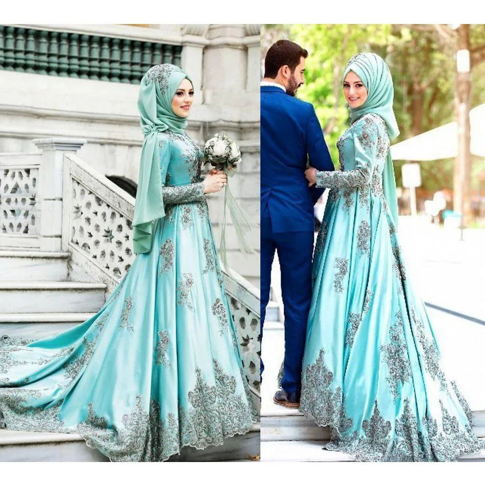 

2019 Arabic Mint Green Muslim Prom Dresses With Long Sleeves A-Line High Neck Satin Appliqued Evening Gowns Custom