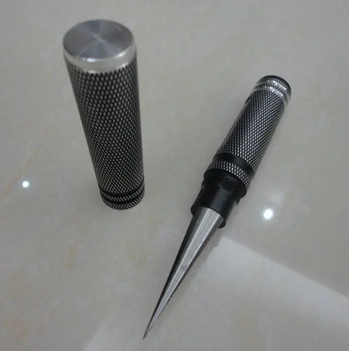 UT8MK9xXipaXXagOFbXL