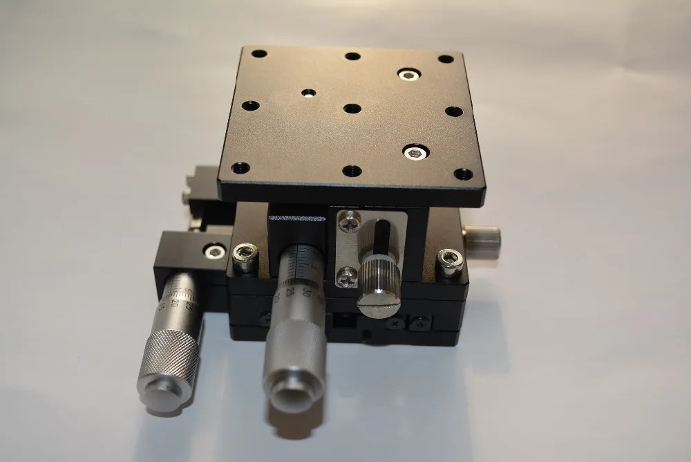 

XZ Axis Manual Fine-tuning Displacement Platform V-shaped Cross Rail Stage Linear Stage XZ60-L 60*60mm