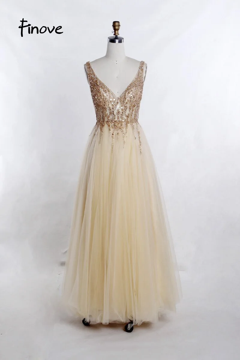Finove 2020 Prom Dress New Design Sexy Light Illusion Tulle Beading V-Neck Sleeveless Elegant A-Line Long Prom Party Woman Dress
