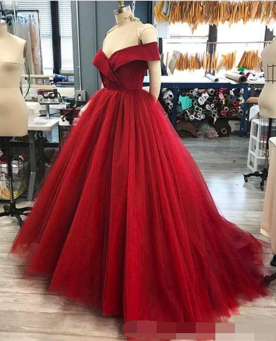 

Off the Shoulder Quinceanera Dresses Ball Gown Prom Dresses Draped Satin Top Court Train vestidos de quinceanera Sweet 16 Dress