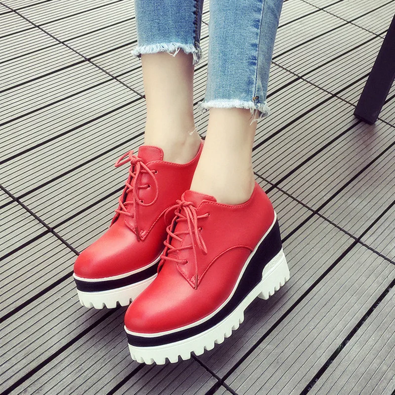

2017 Spring Autumn High Heel Platform Pumps Shoes Wedges Heel Elevator Leather Round Toe England Style New Lady Pumps 3 Colors