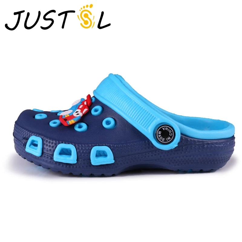 

Summer New Children's Hole Shoes Boys Girls Wading Breathable Sandals Beach Non-slip Casual Shoes