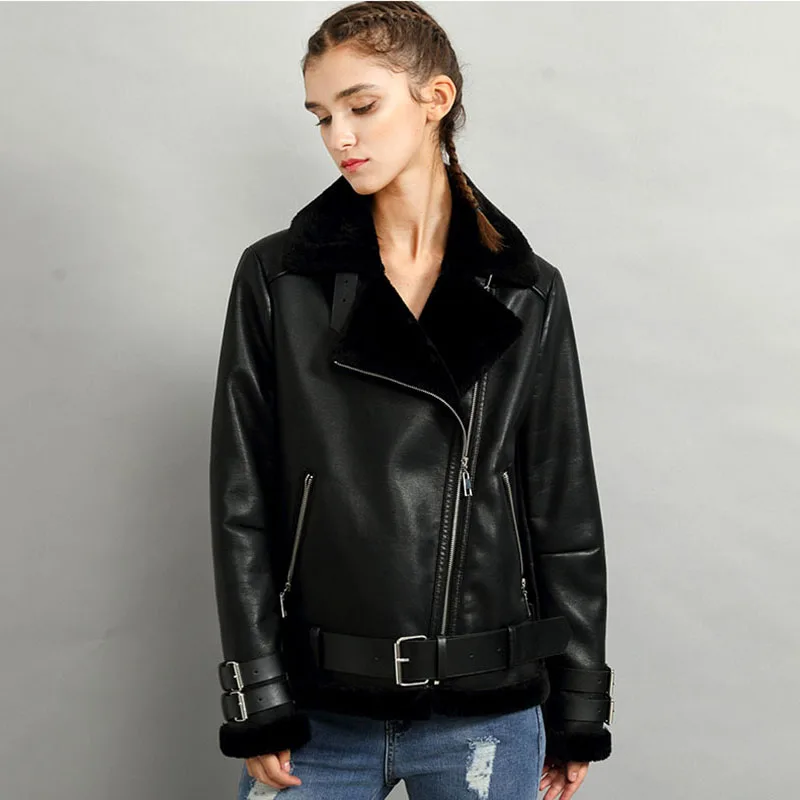

2019 Winter Faux Leather Fur Jacket Women Warm Loose Plush Lambswool Outwear Short Zipper Motorcycle Biker PU Leather Coat